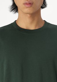 Abercrombie & Fitch CLASSIC  - Basic póló - deep forest