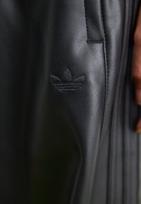 adidas Originals Calças - black