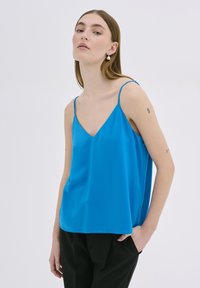 My Essential Wardrobe ESTELLE STRAP  - Top - directoire blue