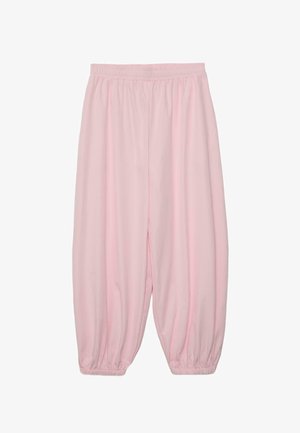 Vähän väljät vaaleanpunaiset housut, joissa on joustava vyötärönauha ja kerätyt joustavat resorit nilkoissa, esillä valkoisella taustalla.