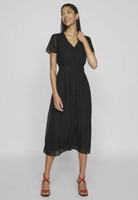 VILA MIT KURZEN ÄRMELN V-AUSSCHNITT - Blousejurk - black