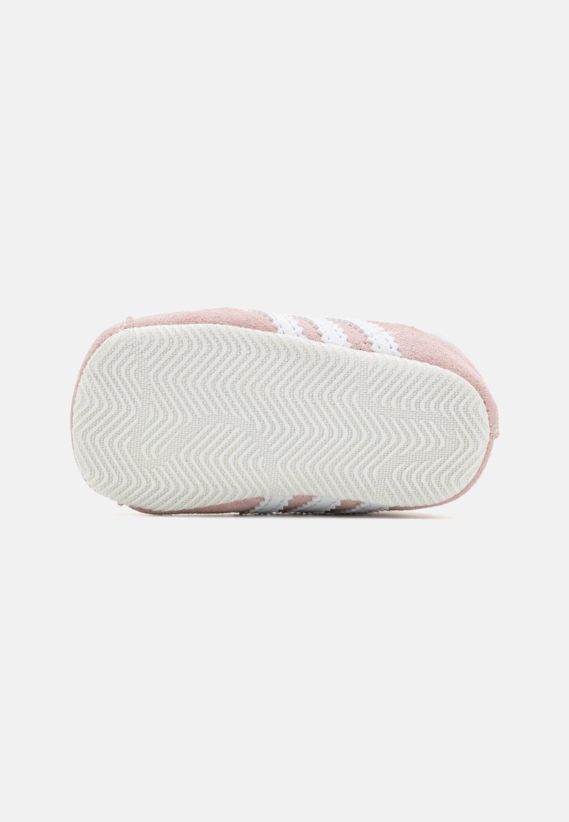 adidas gazelle silver green womens Adidas, Baby Boys or Baby Girls Trainers, Size 17– KIDSWEAR COLLECTIVE