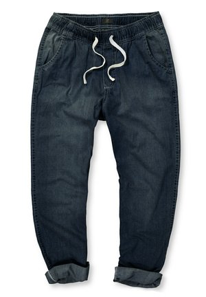 Pantalones jogger de color azul oscuro hechos de denim, con una cinturilla elástica y cordones blancos, bolsillos laterales y puños enrollados.