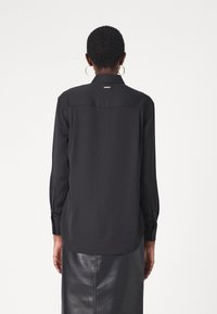 Calvin Klein RELAXED SHIRT - Užsagstoma palaidinė - black