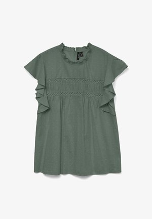 Roheline lühikeste varrukatega pluus volditud varrukate, tekstuursete täppide, pitspaelte ja voldilise ümarakaelusega.