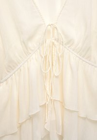 Thumbnail Image 6