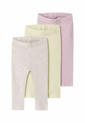 Drie paar geribbelde babylegging in beige, lichtgeel en lavendel, gestapeld met de taillebanden bovenaan uitgelijnd.