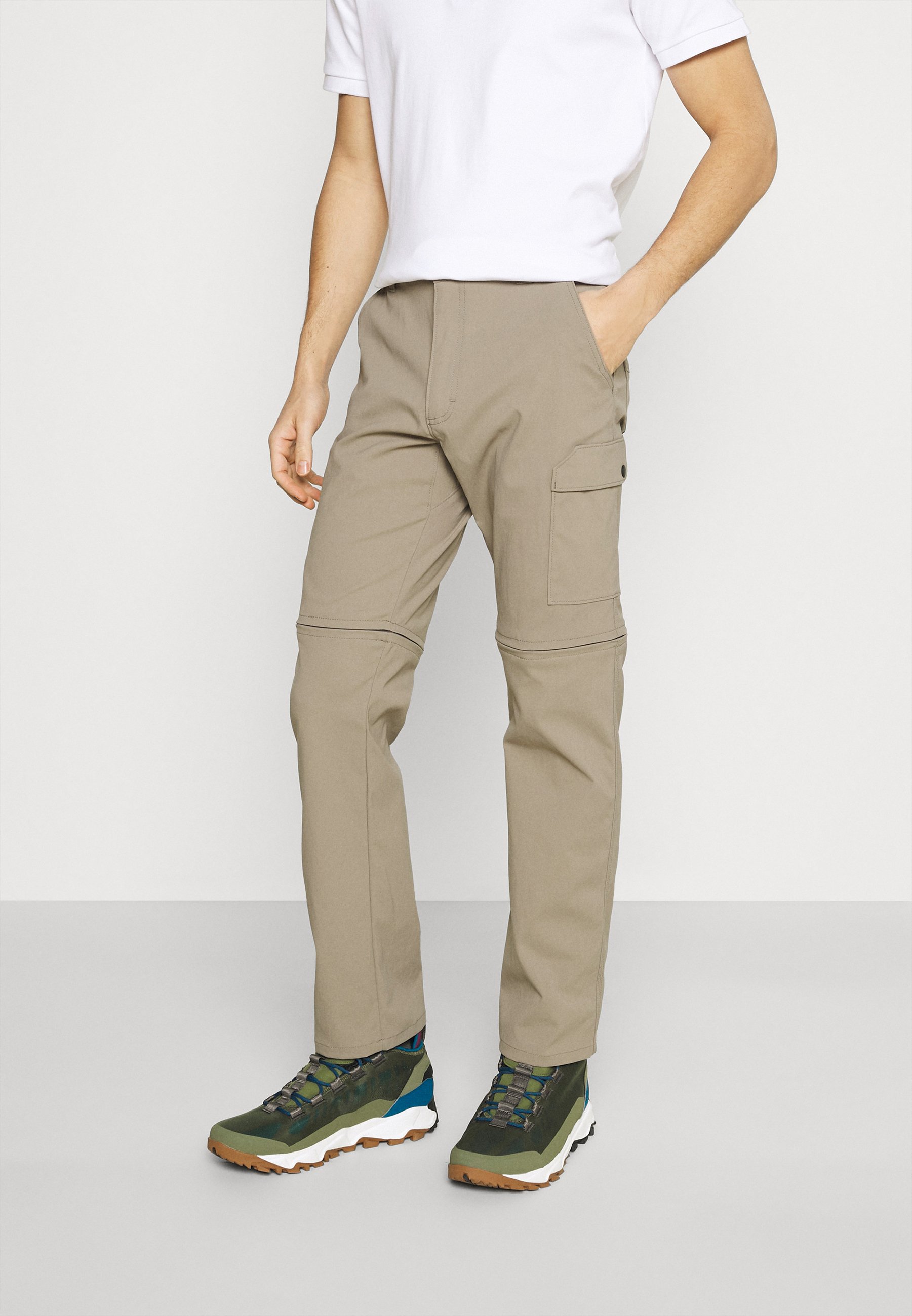 Pantalones cargo de Wrangler para hombre | FASHIOLA.es