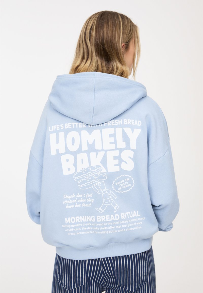 PULL&BEAR - PACIFIC - Pulover s kapuco - light blue, Povečajte