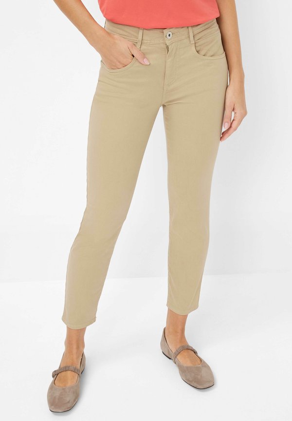 STYLE SHAKIRA - Jeans Slim Fit - almond