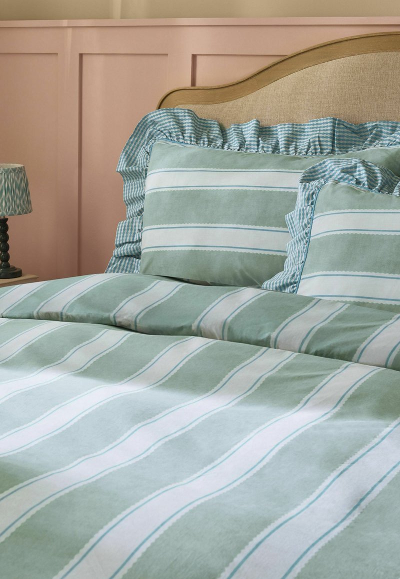 Next STRIPE DECORATOR FRILL DUVET COVER AND PILLOWCASE SET - Bettwäsche - blue green/blau