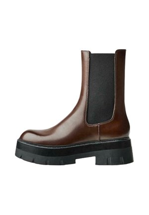 Členkové čižmy na platforme - brown