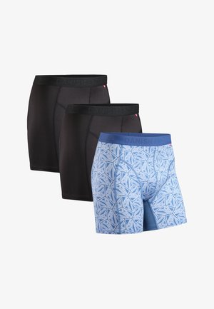 Tres pares de boxers para hombre: dos negros y uno azul con un patrón geométrico. Presentan cinturillas elásticas con la inscripción "DANISH ENDURANCE".