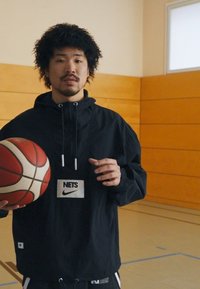 Nike Performance NBA BROOKLYN NETS ANORAK - Vereinsmannschaften - black/white