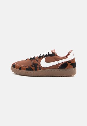 FIELD GENERAL SE - Sneaker low - cinnamon/sail/dark brown