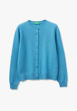 Niebieski kardigan z długim rękawem, z okrągłym dekoltem i zapinany z przodu na guziki, wykonany z miękkiej dzianiny, z metką United Colors of Benetton.