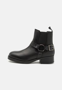 Steve Madden ANTONN - Botines camperos - black