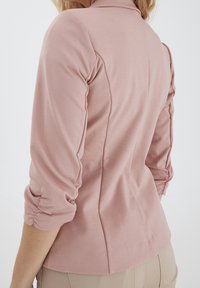 Fransa Bleiseri - mottled light pink