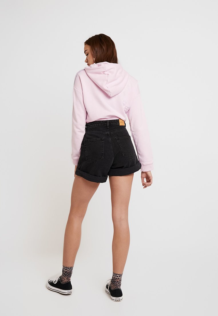Monki Denim shorts - washed black/black - Zalando.co.uk