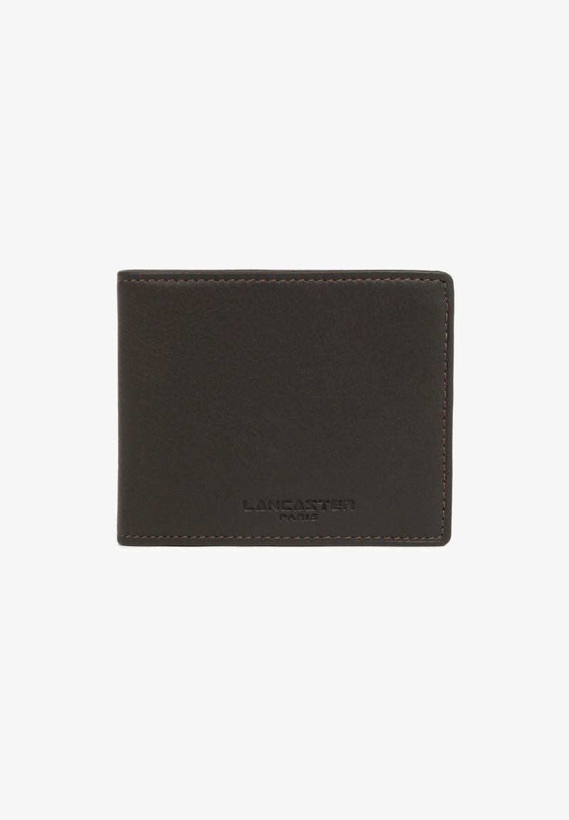 Portafoglio in pelle marrone scuro con una texture liscia, caratterizzato da un bordo cucito e dal logo in rilievo "LANCASTER PARIS" sul davanti.