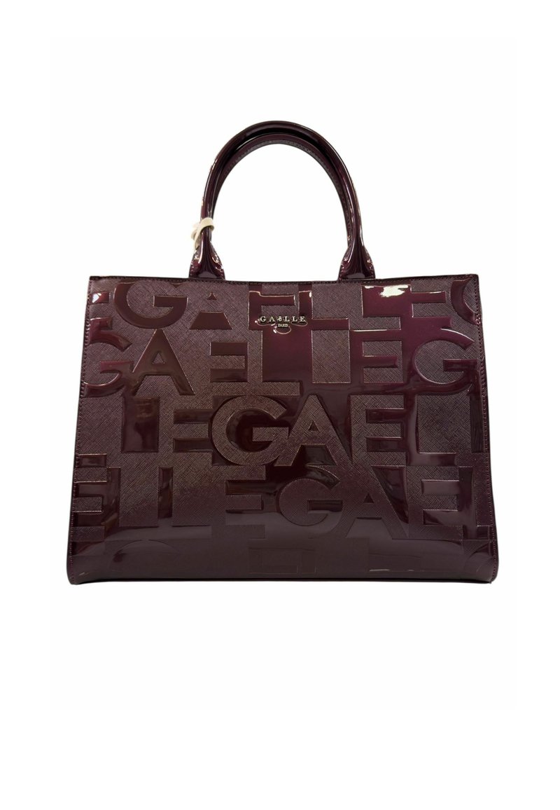Borsa a tote bordeaux lucida con motivo logo in rilievo. Presenta manici robusti e una forma rettangolare elegante. Texture liscia e hardware minimal.