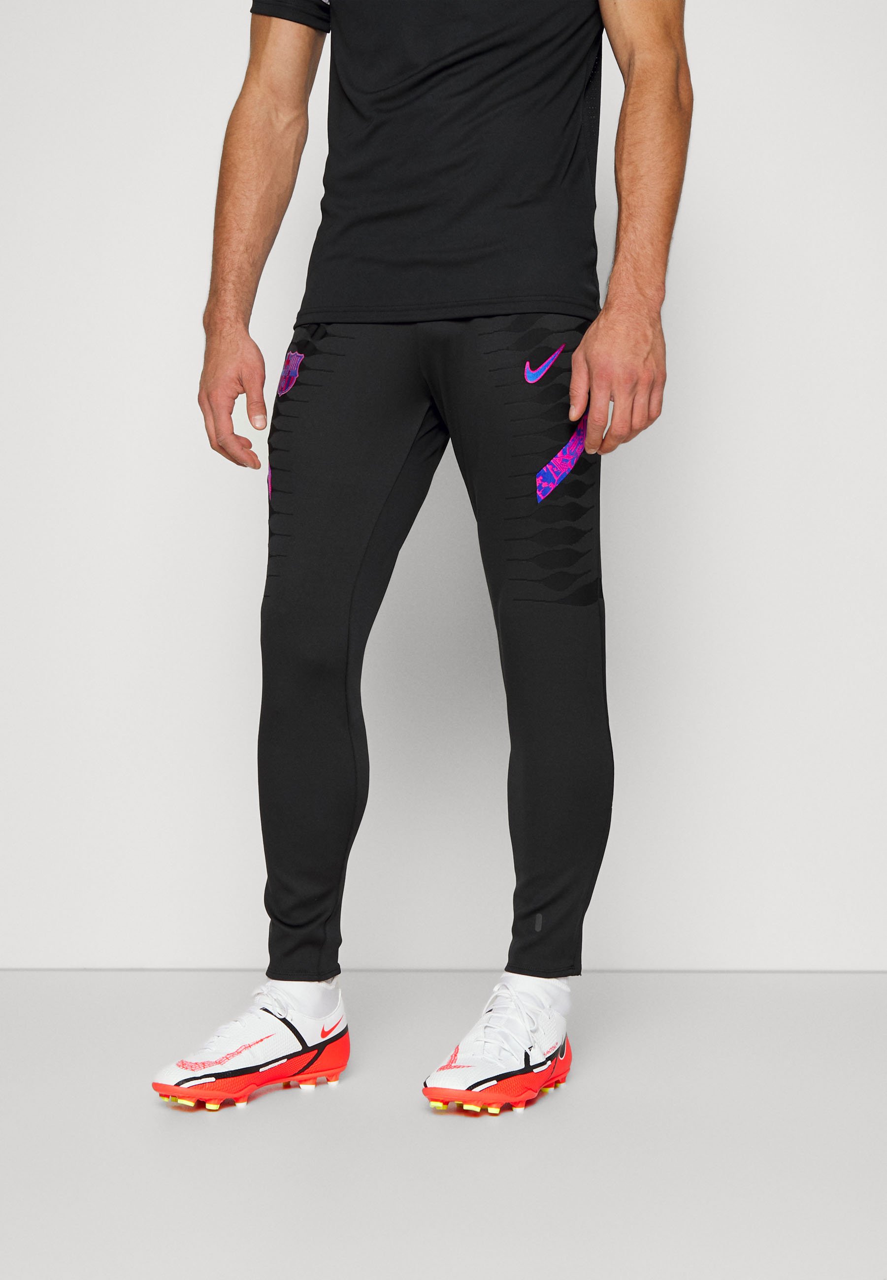 Nike Performance FC BARCELONA DFADVELITE - Squadra - black/fireberry/hyper  royal/nero - Zalando.it