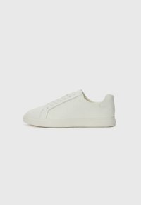 Calvin Klein PRO CUPS - Zapatillas - bright white
