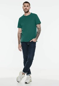 Street One MEN FLAMMGARN - Jednoduché tričko - grün
