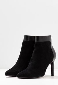 Tamaris Heart & Sole Stivaletti con tacco - black