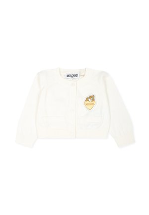 Cardigan lavorato a maglia color crema di Moschino, con colletto rotondo, tre bottoni, due tasche frontali e una patch di un orso sul petto.