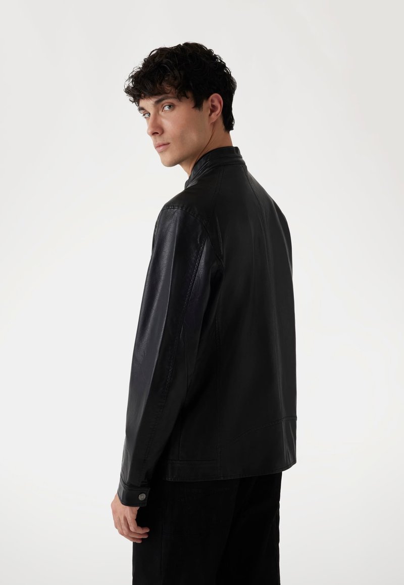 Valentino giubbotto ecopelle con zip frontale uomo - Outlet