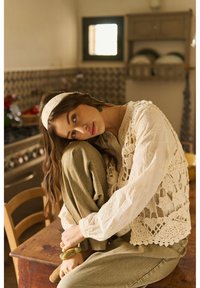 Cream LOTU  - Mellény - perfectly pale