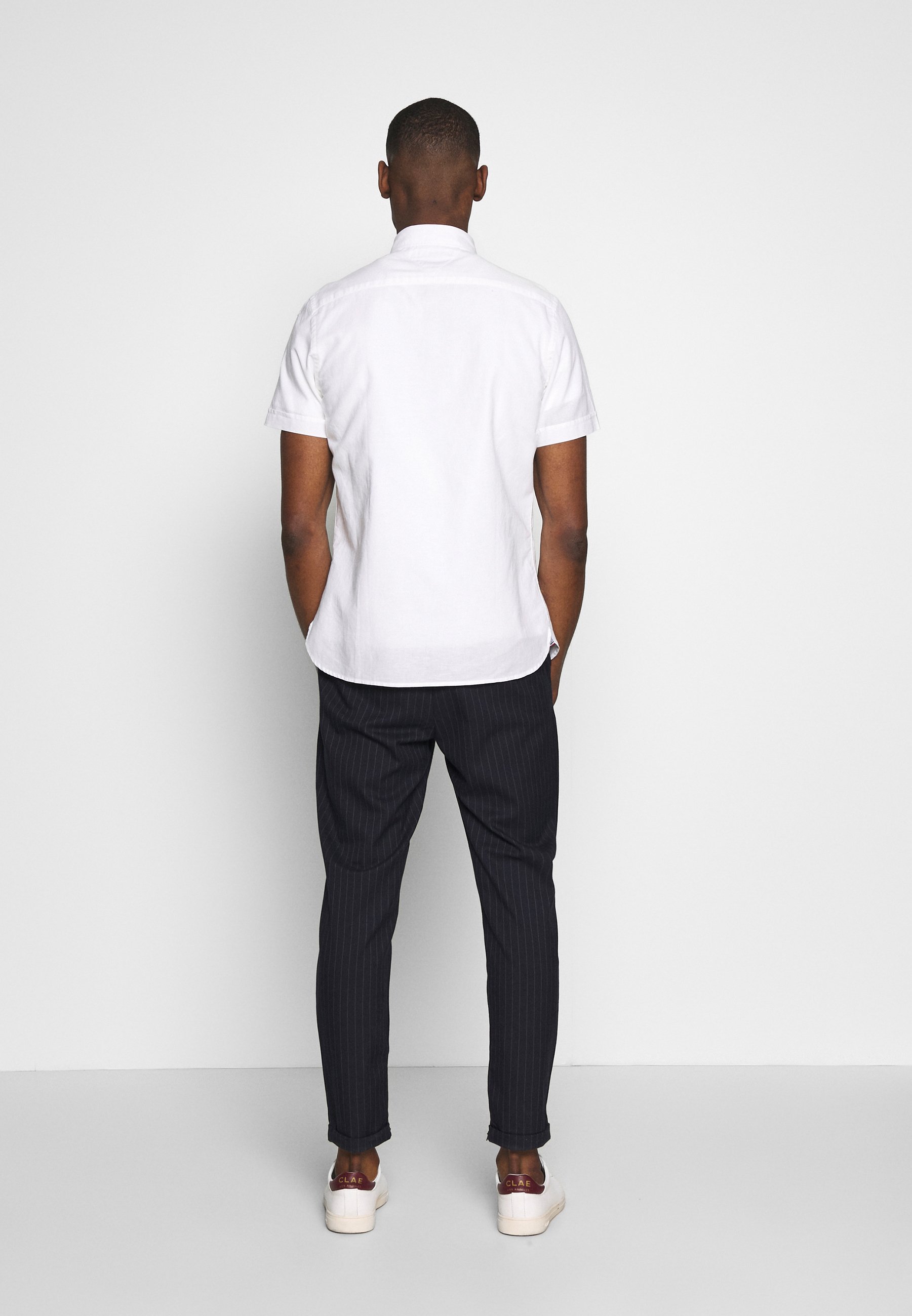 Herren SLIM SHIRT - Hemd Herren SLIM SHIRT - Hemd