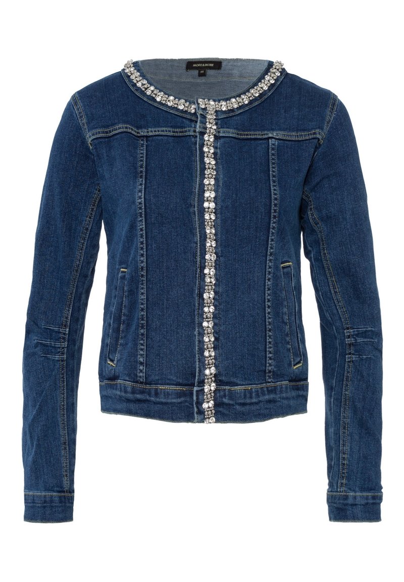 Tmavě modrá džínová bunda s dlouhými rukávy, kulatým výstřihem a flitry podél límce a předního otvoru.