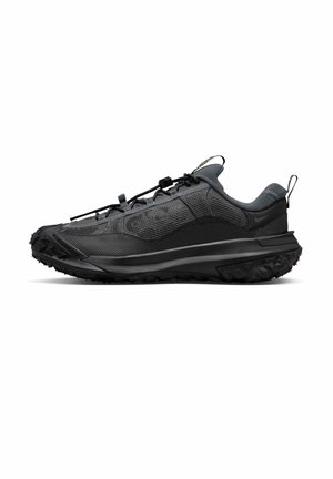 Nike Sportswear, ACG MOUNTAIN FLY 2 LOW GTX - Trainers - dark smoke grey black anthracite black