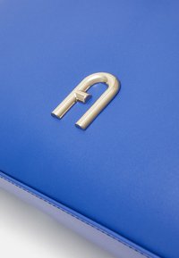 Furla SHOULDER BAG - Borsa a mano - blue