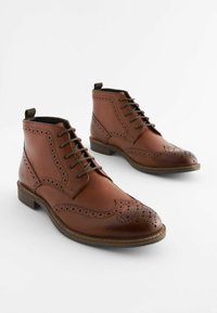 Next BROGUE STANDARD brązowy