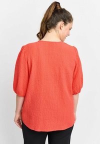 Pont Neuf PNTrud - Palaidinė - coral red