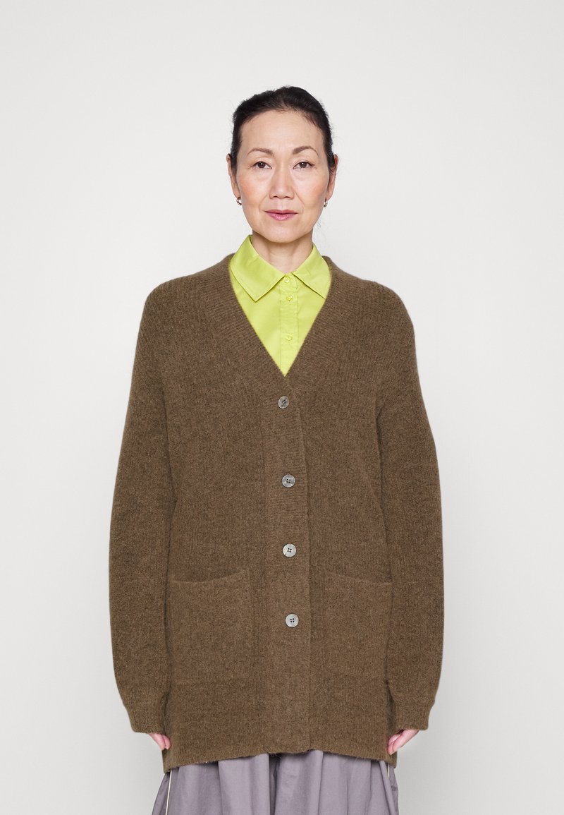 Gestuz ALPHA MIDI CARDIGAN - Strickjacke - walnut melange/hellbraun ...