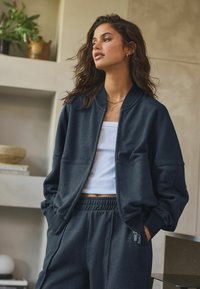Next LOUNGE - Bomberjacka - washed blue
