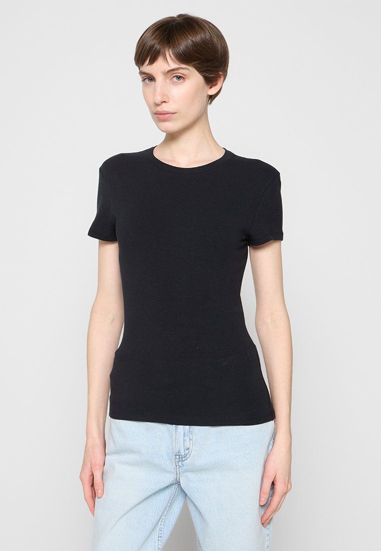 Abercrombie & Fitch T-shirt basic zwart Abercrombie & Fitch T-shirt basic zwart