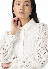 YAS YASHOLI BELT DRESS  - Skjortekjole - star white