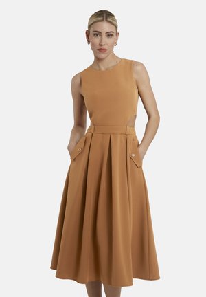 Nicowa MIDI - Freizeitkleid - camel