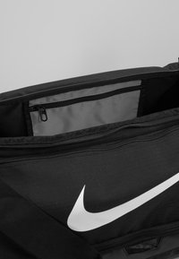 Nike Performance DUFF - Borsa per lo sport - black/white