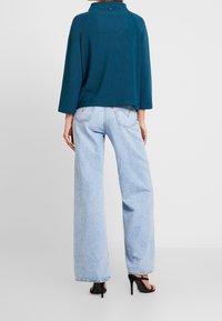 Rich & Royal Langarmshirt - teal