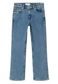 Jean en denim bleu clair avec une coupe droite, doté de cinq poches, d'une braguette zippée et d'un léger effet délavé. Coutures et étiquette de marque visibles.