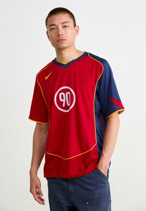 T-90 FOOTBALL JERSEY - T-shirt imprimé - gym red/midnight navy/university goldcoloured