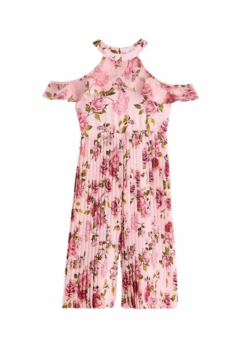 Combinaison florale avec un fond rose et des motifs de roses vertes et rouges, en tissu plissé, design épaules dénudées et col haut.