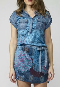 Koroshi Rochie tip cămașă - azul
