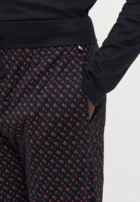 BOSS RELAX LONG - Pyjama - black